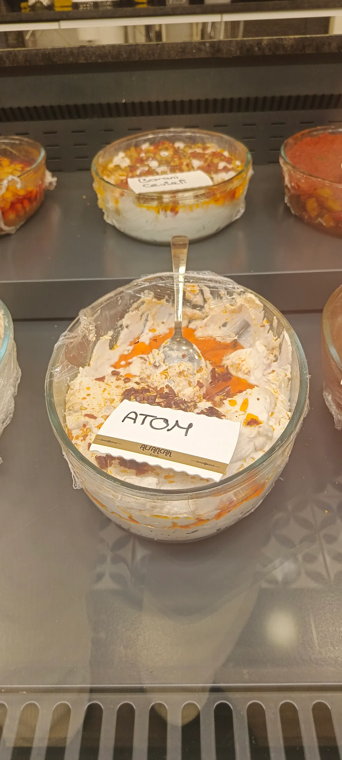 Atom