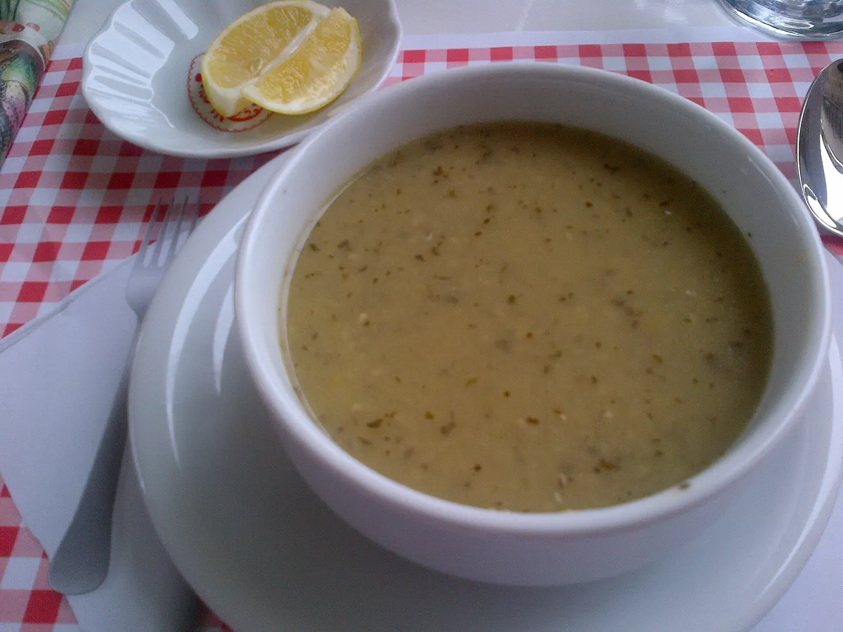 Mercimek çorbası