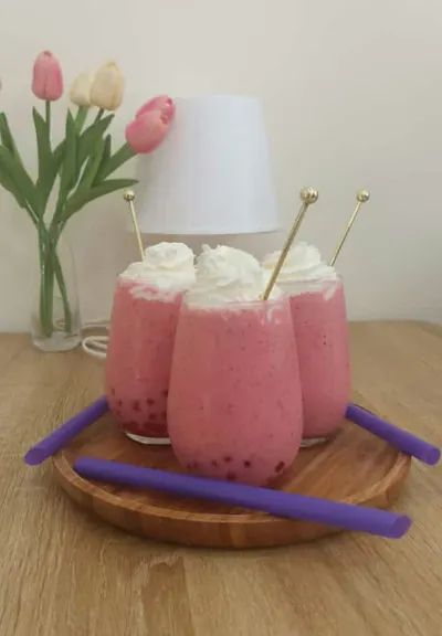 Çilek smoothie