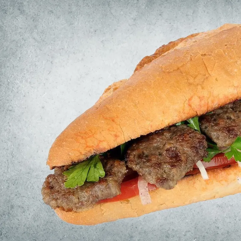 Ekmek Arası Köfte